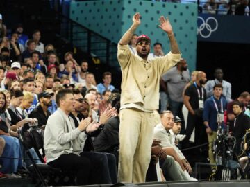 Кармело Ентоні назвав улюблених одноклубників за кар'єру. В списку нема його близького друга Леброна 29