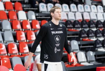 Українці за кордоном: Новицький, Герун 39