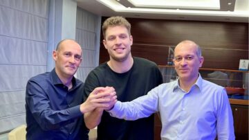 "Олімпіакос" продовжив контракт з лідером команди 27 - basket.com.ua