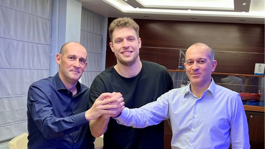 "Олімпіакос" продовжив контракт з лідером команди 2 - basket.com.ua "Олімпіакос" продовжив контракт з лідером команди 1 - basket.com.ua