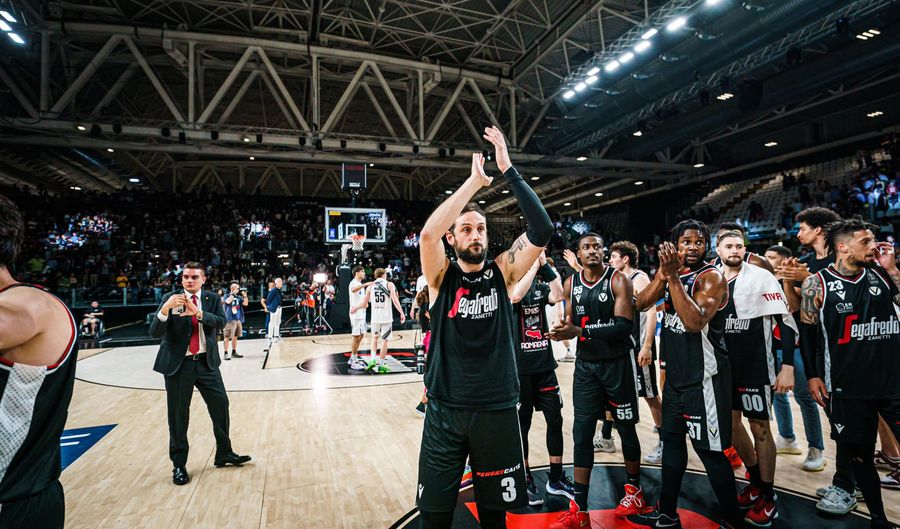 Чемпіонат Італії, 1/2 фіналу: результат матчу 28 травня 2 - basket.com.ua Чемпіонат Італії, 1/2 фіналу: результат матчу 28 травня 1 - basket.com.ua
