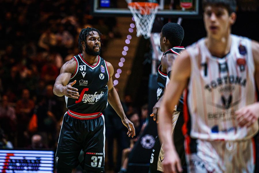 Кубок Італії, 1/2 фіналу: результати матчів 2 - basket.com.ua Кубок Італії, 1/2 фіналу: результати матчів 1 - basket.com.ua