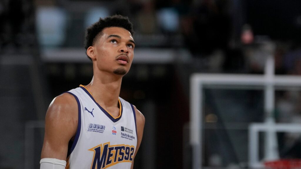 Віктор Вембаньяма пояснив, чому захотів пропустити ЧС-2023 2 - basket.com.ua Віктор Вембаньяма пояснив, чому захотів пропустити ЧС-2023 1 - basket.com.ua