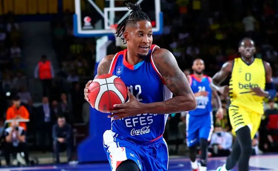 Форвард "Анадолу Ефес" - MVP 22-го туру Євроліги 2 - basket.com.ua Форвард "Анадолу Ефес" - MVP 22-го туру Євроліги 1 - basket.com.ua