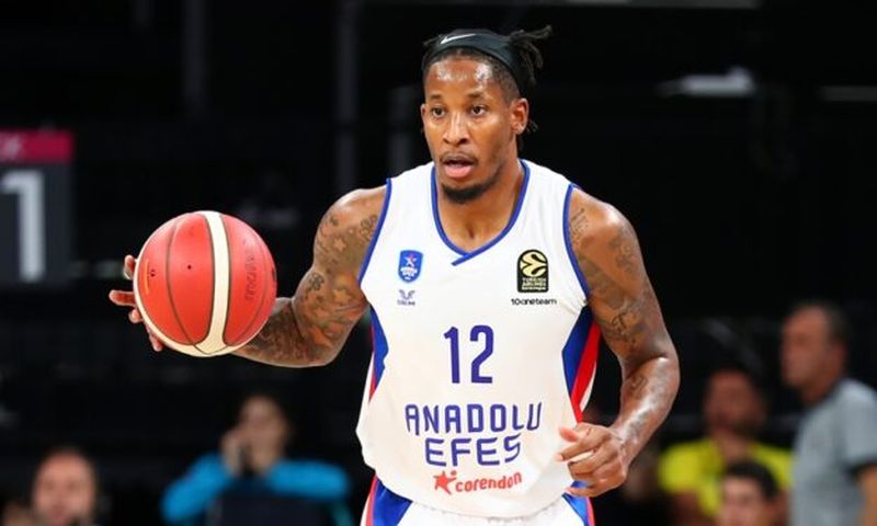 Форвард "Анадолу Ефес" - MVP 26-го туру Євроліги 2 - basket.com.ua Форвард "Анадолу Ефес" - MVP 26-го туру Євроліги 1 - basket.com.ua