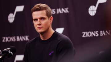 "Юта" Михайлюка на шість років продовжила контракт із головним тренером 53