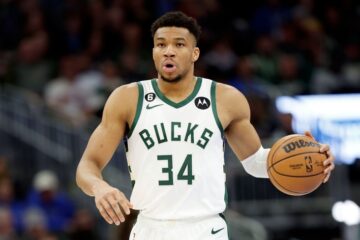 Один з краших гравців НБА заразився коронавірусом і не зміг прилетіти в США готуватися до нового сезону 43