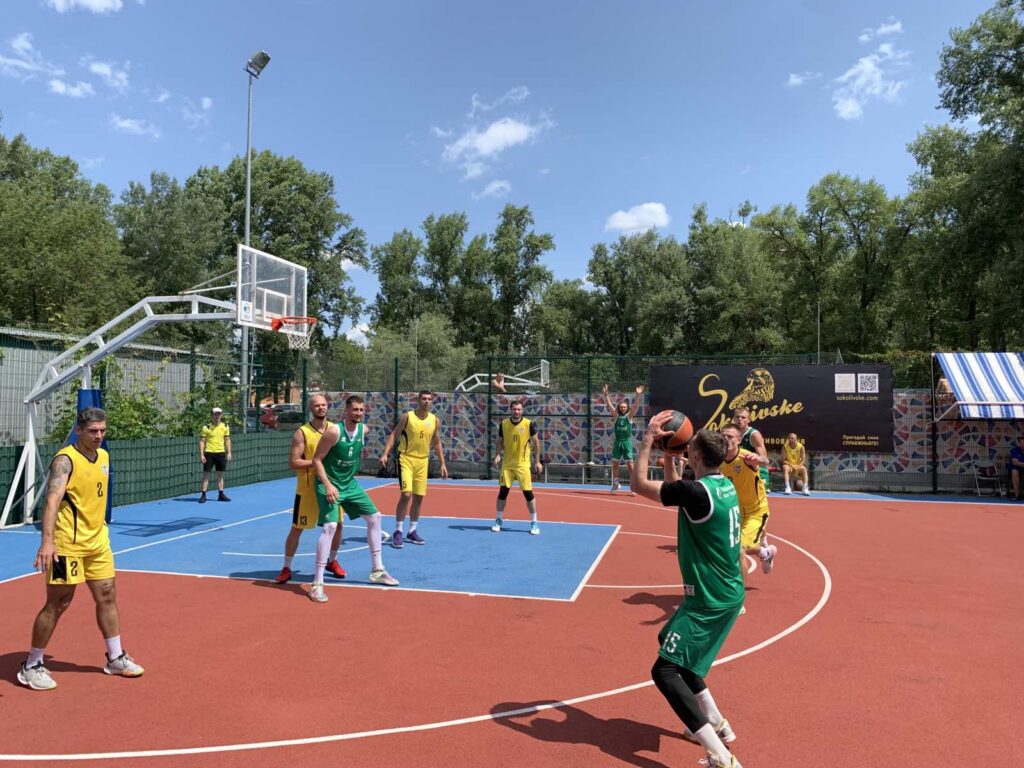 Літній Кубок Монстрів: результати 6 туру, турнірна таблиця, календар ігор 2 - basket.com.ua Літній Кубок Монстрів: результати 6 туру, турнірна таблиця, календар ігор 1 - basket.com.ua