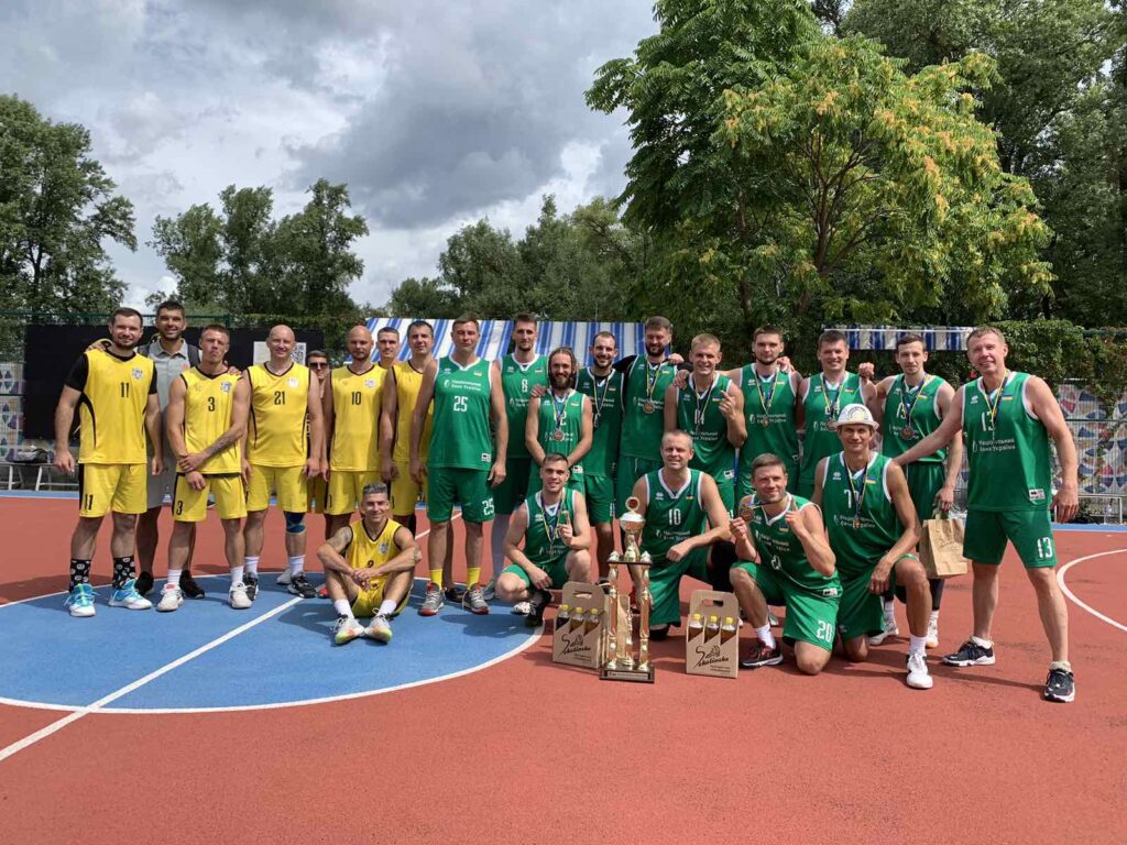 НБУ-UDави — переможці Літнього Кубку Монстрів-2023 2 - basket.com.ua НБУ-UDави — переможці Літнього Кубку Монстрів-2023 1 - basket.com.ua