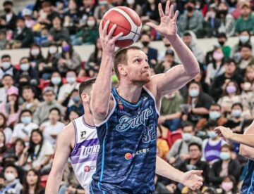 Українці за кордоном: Ковляр, Войналович, Шундель, Шевченко, Шиманський, Зайцев, Балабан, Уро-Ніле 41