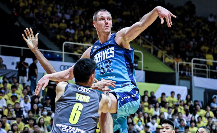 Українці за кордоном: Артамонов, Зайцев 2 - basket.com.ua Українці за кордоном: Артамонов, Зайцев 1 - basket.com.ua