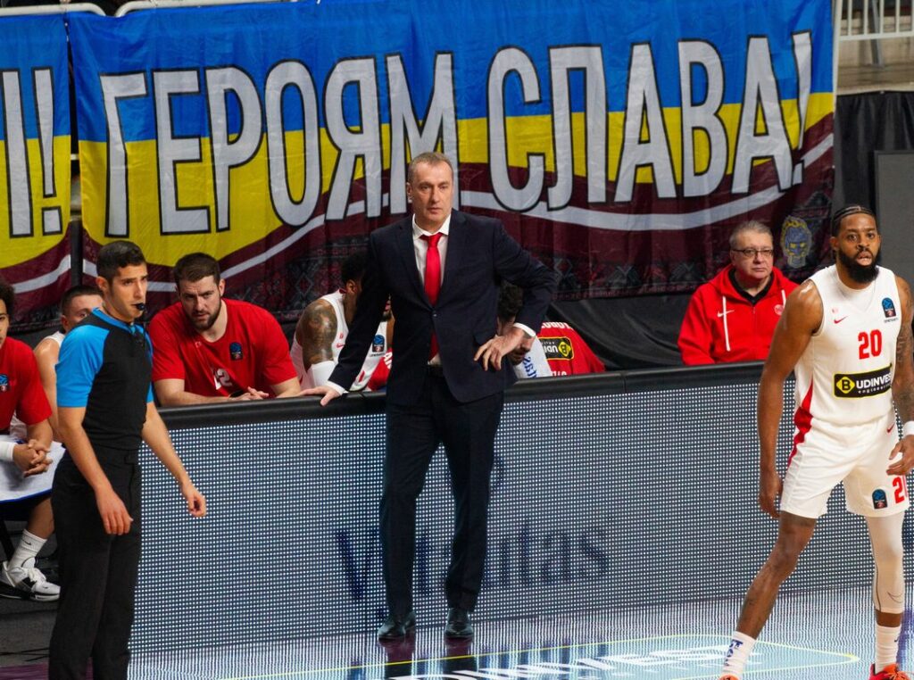 Ронен Гінзбург: “У “Бурсаспора” божевільна підтримка фанів” 2 - basket.com.ua Ронен Гінзбург: “У “Бурсаспора” божевільна підтримка фанів” 1 - basket.com.ua