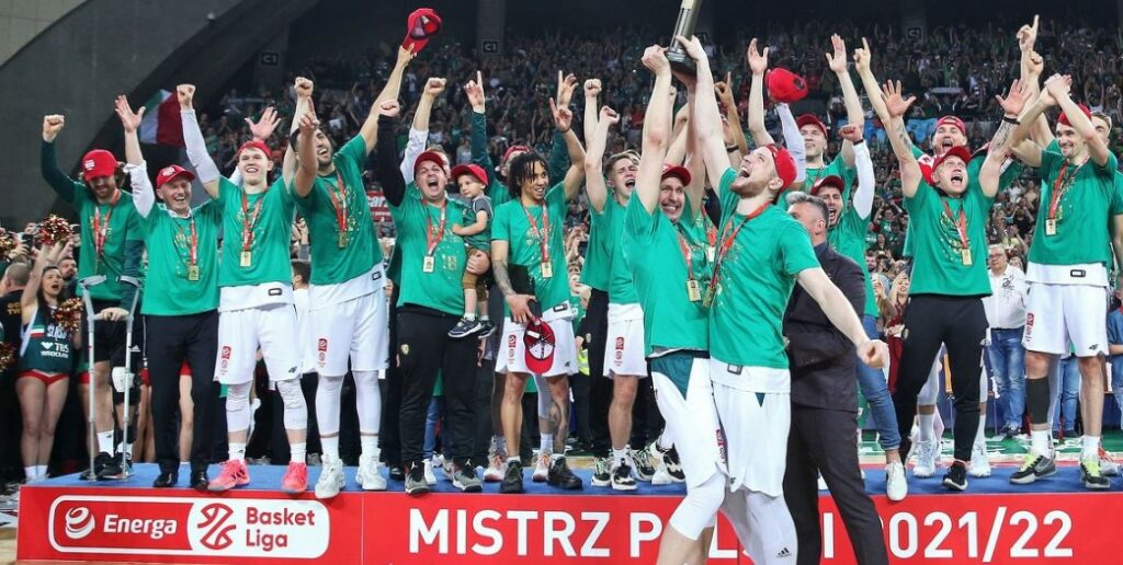 Європейський огляд: визначились чемпіони Бельгії, Польші та Чехії 2 - basket.com.ua Європейський огляд: визначились чемпіони Бельгії, Польші та Чехії 1 - basket.com.ua