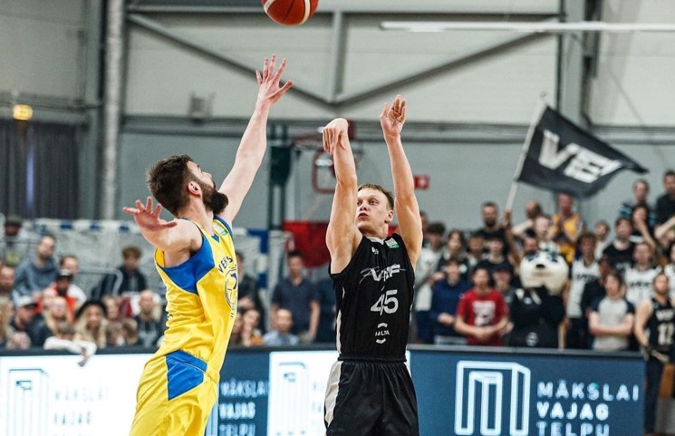Віталій Зотов визначився з майбутнім клубом 2 - basket.com.ua Віталій Зотов визначився з майбутнім клубом 1 - basket.com.ua
