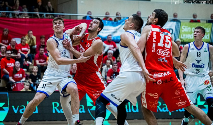 Іспанія, Італія та німецька Баварія: куди перебрались гравці молодіжних збірних України 4 - basket.com.ua Іспанія, Італія та німецька Баварія: куди перебрались гравці молодіжних збірних України 3 - basket.com.ua