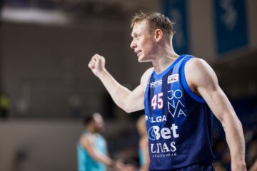 Українці за кордоном: Близнюк, Зотов, Балабан, Коваль 41