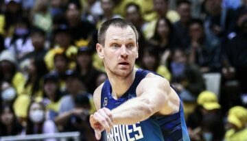 Українці за кордоном: Ковальов, Антіпов, Бояркін, Зайцев, Коренюк 37